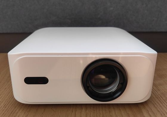 Хорошая цена. Беспроводные HIFI LCD театральные проекторы DLP 1080P HiSilicon флагманский чип онлайн